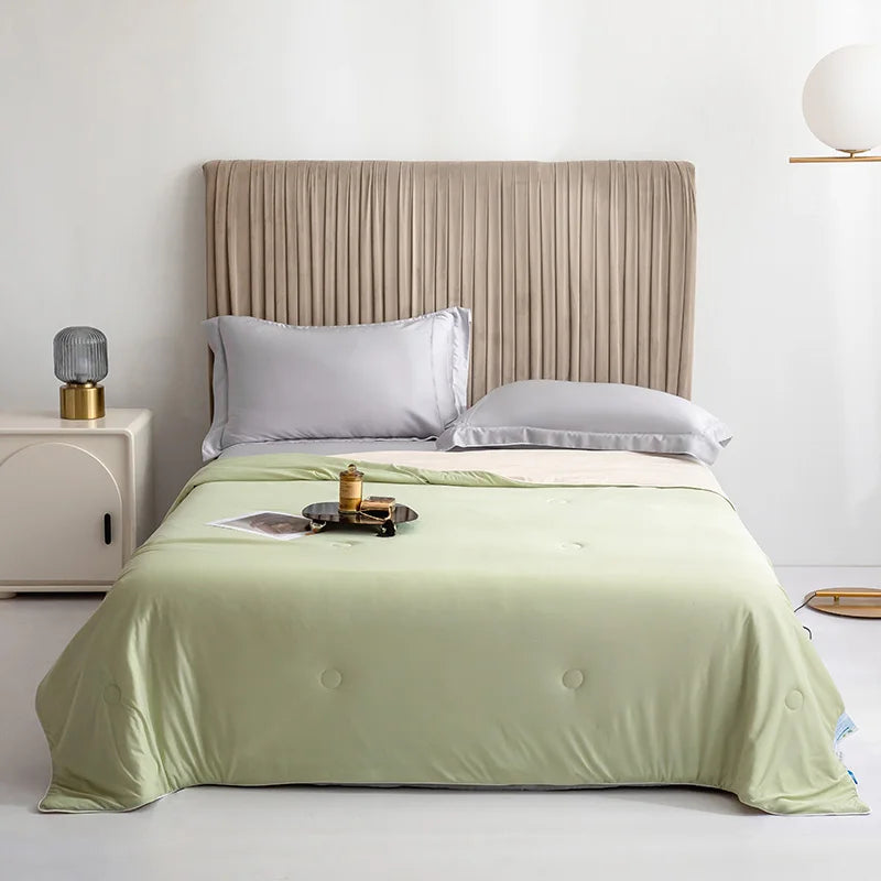Silk Cloud Comfy Cooling Blanket