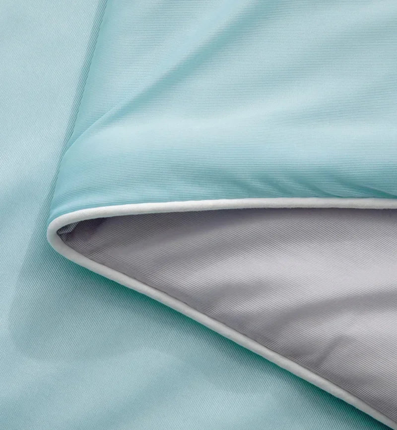 Silk Cloud Comfy Cooling Blanket